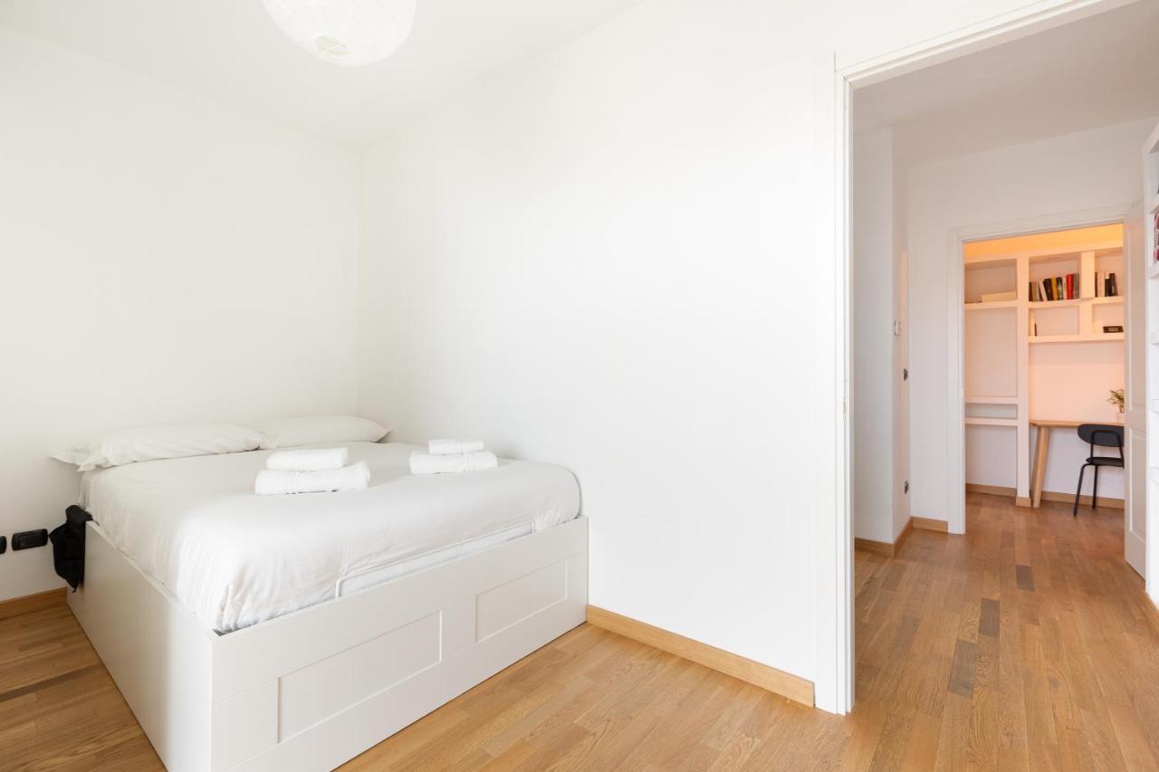 Milan Comfy Apartment X3 - With Balcony Exterior foto